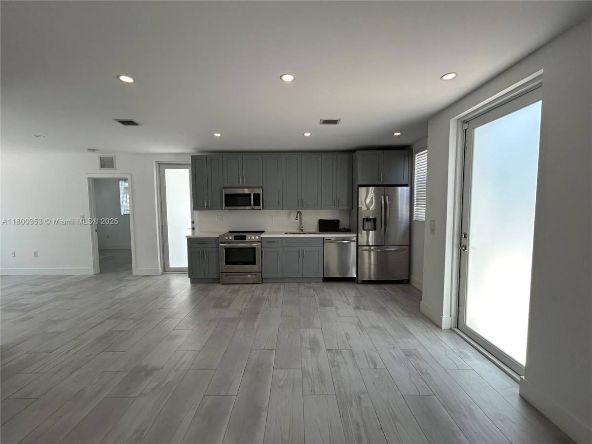 House for rent at 3823 Thomas Ave, Miami, FL 33133