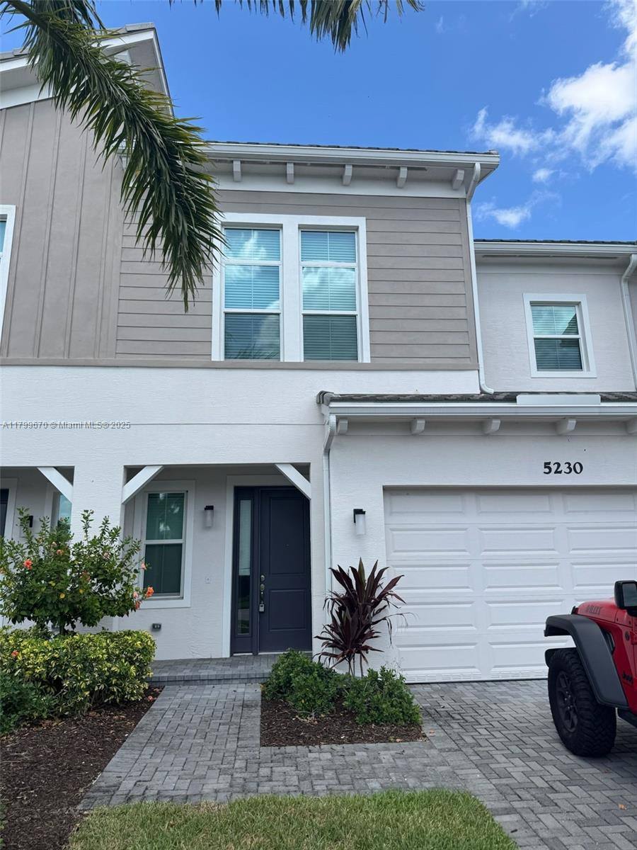 Townhouse for rent at 5230 Thatcher Court, Loxahatchee, FL 33470