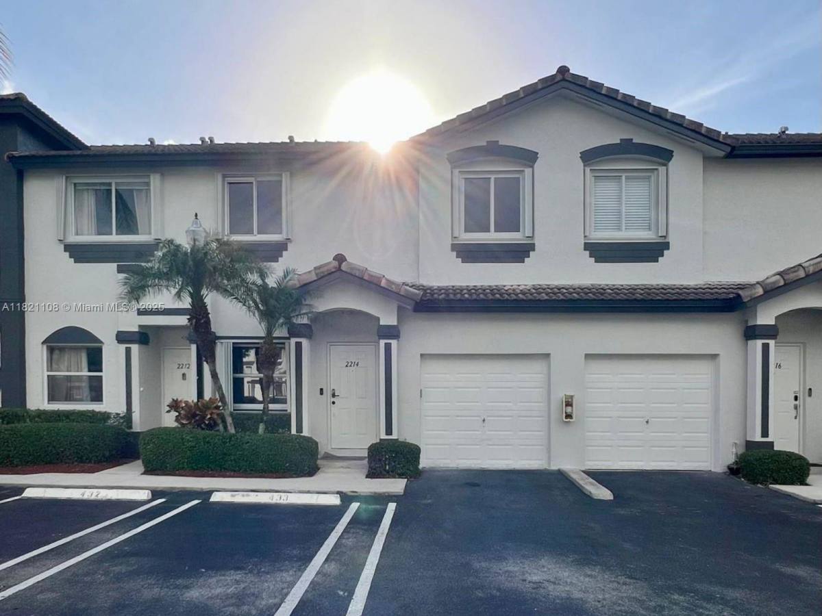 Townhouse for rent at 2214 SE 23rd Ave, Homestead, FL 33035
