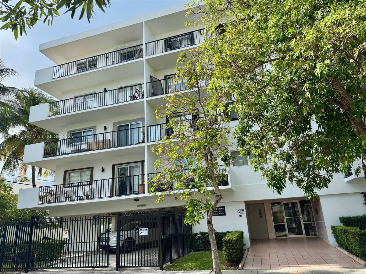 House for rent at 1900 Meridian Ave #301, Miami Beach, FL 33139