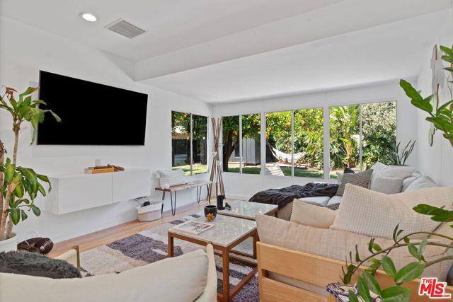 House for rent at 7339 Lasaine Ave, Van Nuys, CA 91406