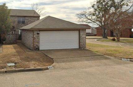 House for rent at 724 Champion Court, Garland, TX 75043