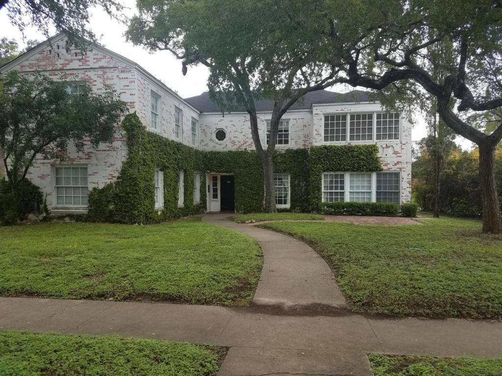 Apartment for rent at 335 E Rosewood Ave #3, San Antonio, TX 78212