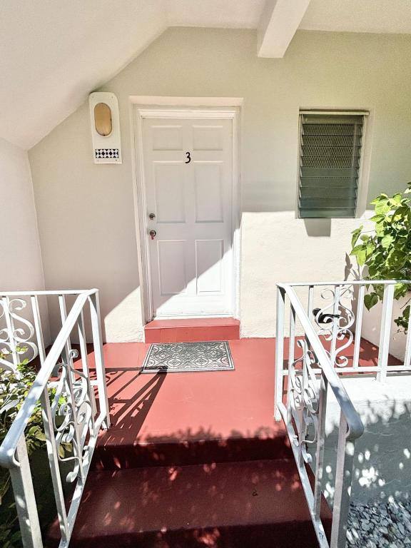 Apartment for rent at 42 Majorca Ave, Miami, FL 33134