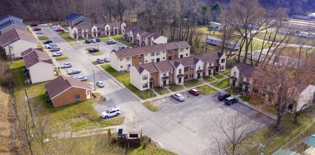 Townhouse for rent at 88 Quail Hollow #128 Key, Inez, KY 41224