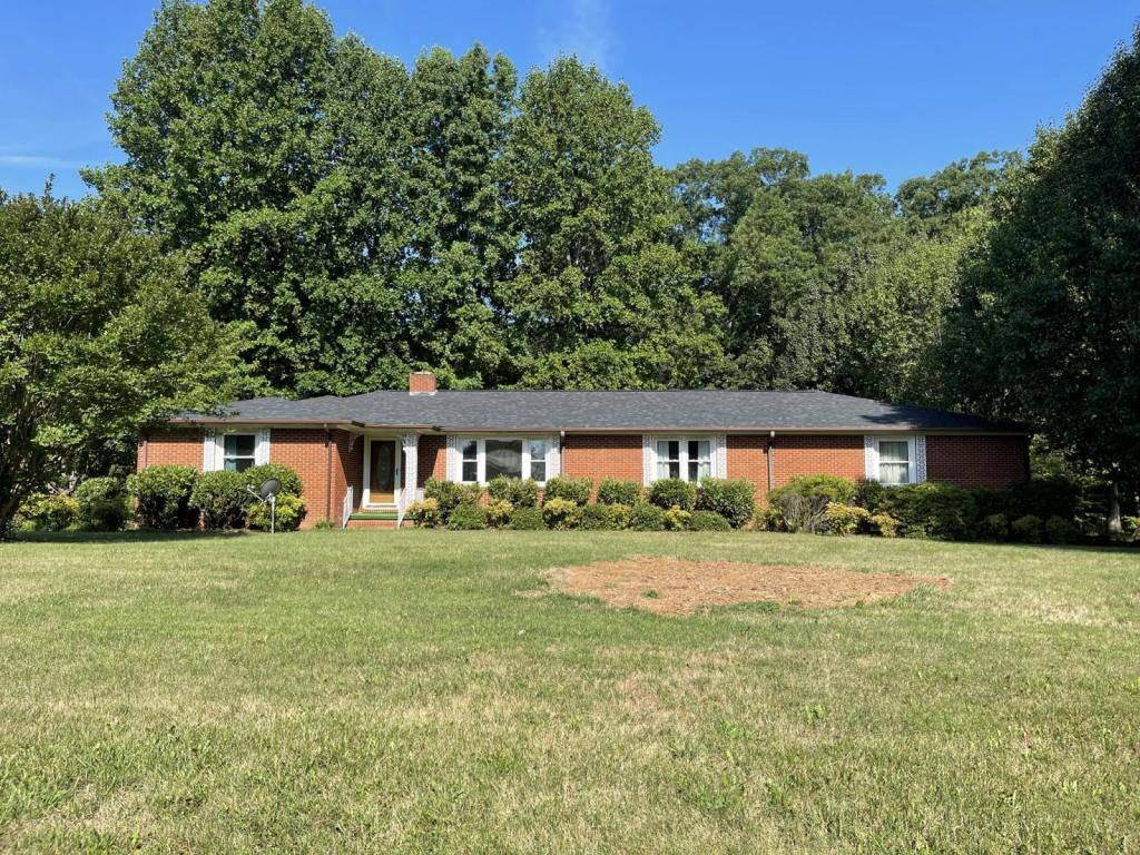 House for rent at 3000 Old Highway 109, Lexington, NC 27292