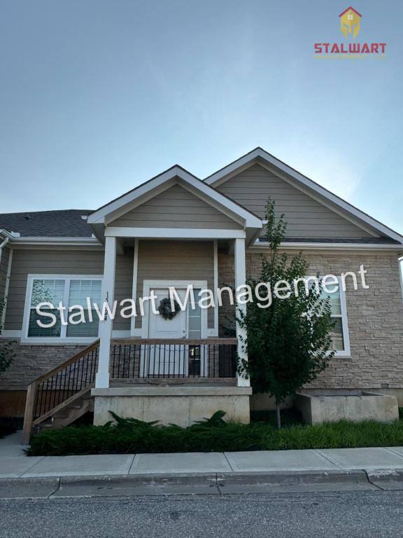 Townhouse for rent at 15824 Riley St, Overland Park, KS 66223
