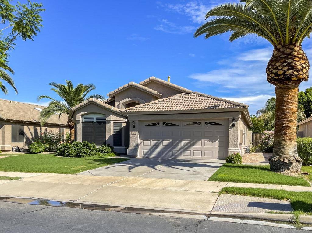 House for rent at 1492 W Blue Ridge Way, Chandler, AZ 85248