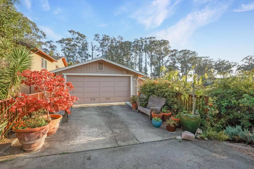 House for rent at 422 Palma St, El Granada, CA 94018