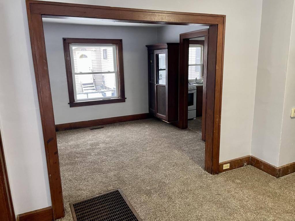 Apartment for rent at 305 W Larwill St, Wooster, OH 44691