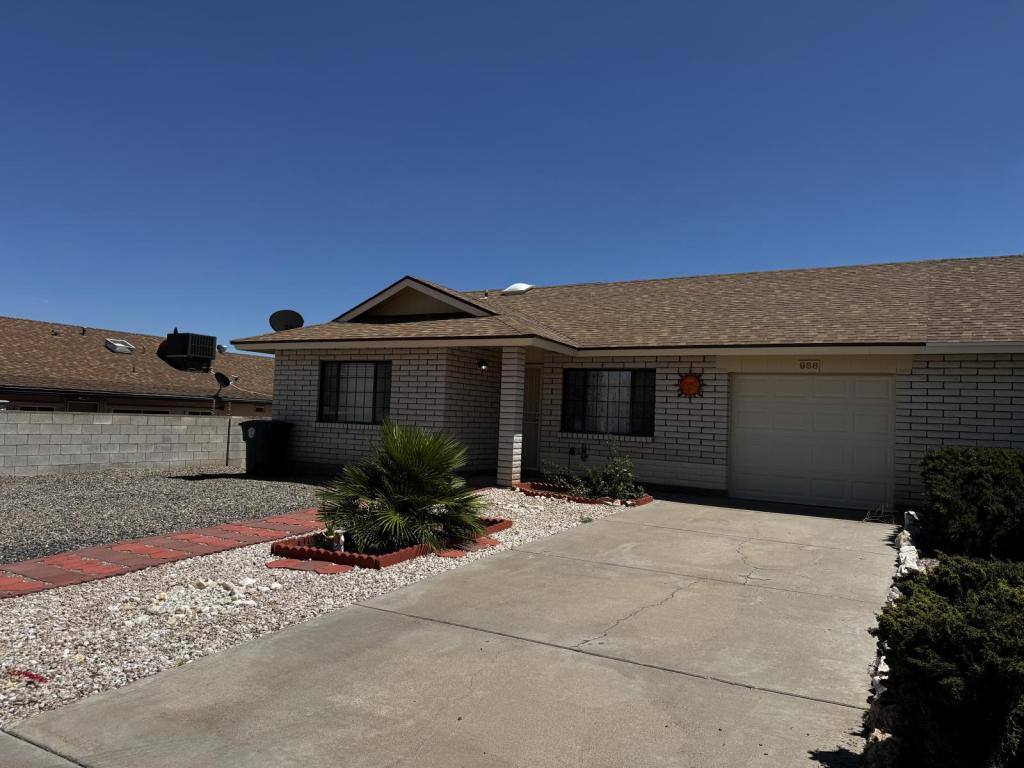 House for rent at 988 Shadow Crest Circle, Kingman, AZ 86409