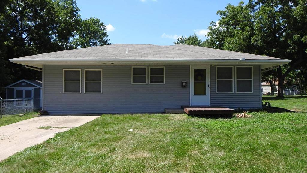 House for rent at 4108 Elledge Dr, Mission, KS 66205