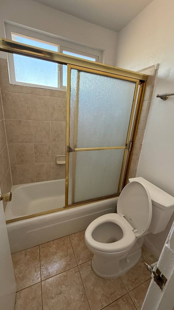 Apartment for rent at 803 W 30th St #18, Los Angeles, CA 90007