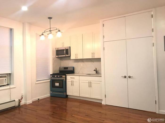 Townhouse for rent at 7611 3rd Ave #2R, Brooklyn, NY 11209