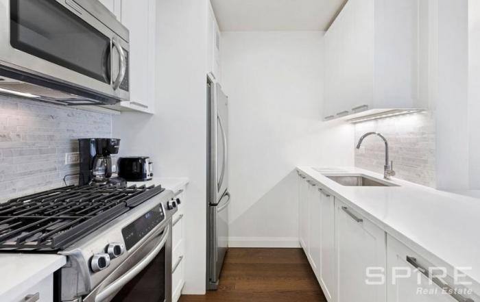 Apartment for rent at 200 E 94th St #408, New York, NY 10128
