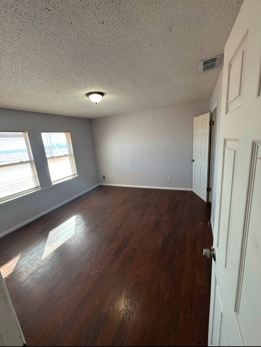 Apartment for rent at 103 Pecos Place #103-B, Plainview, TX 79072