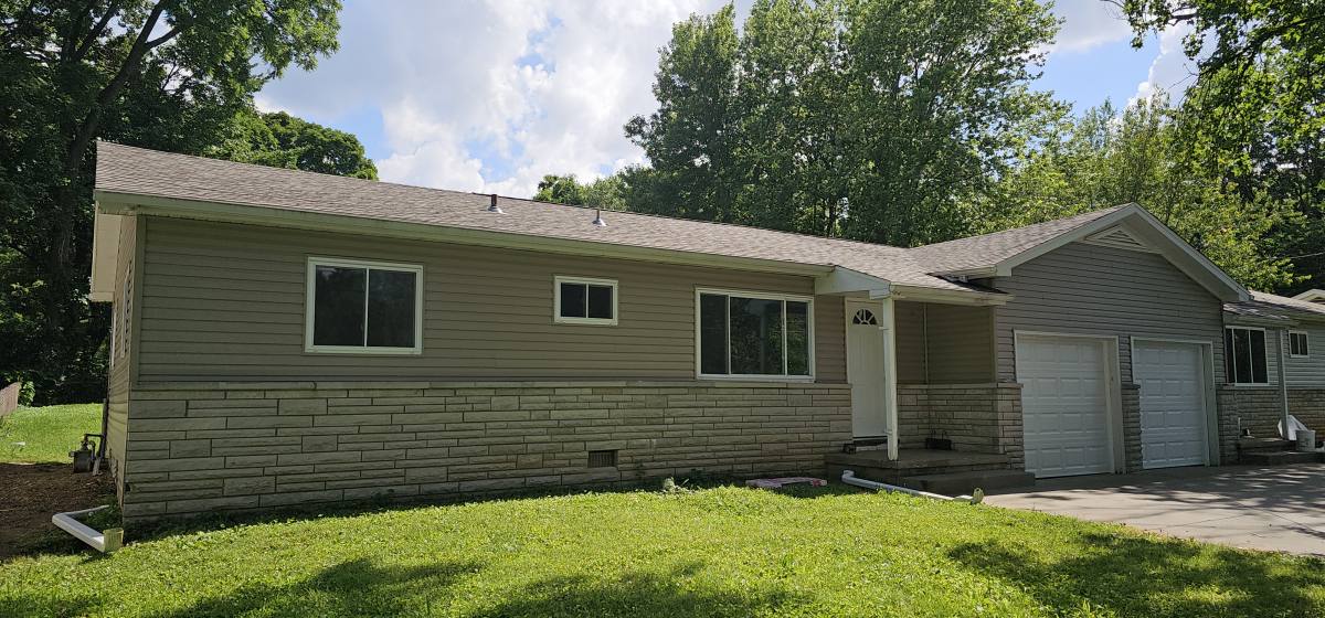 Townhouse for rent at 2856 E Lombard St, Springfield, MO 65802