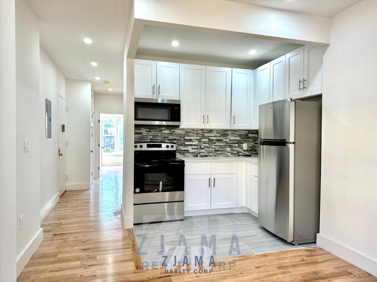 Apartment for rent at 936 4th Ave #2, Brooklyn, NY 11232