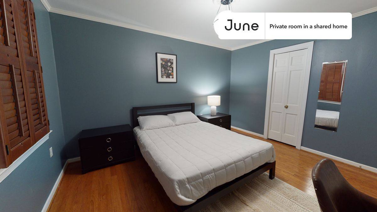 Apartment for rent at 600 7th St SW, Washington, DC 20024