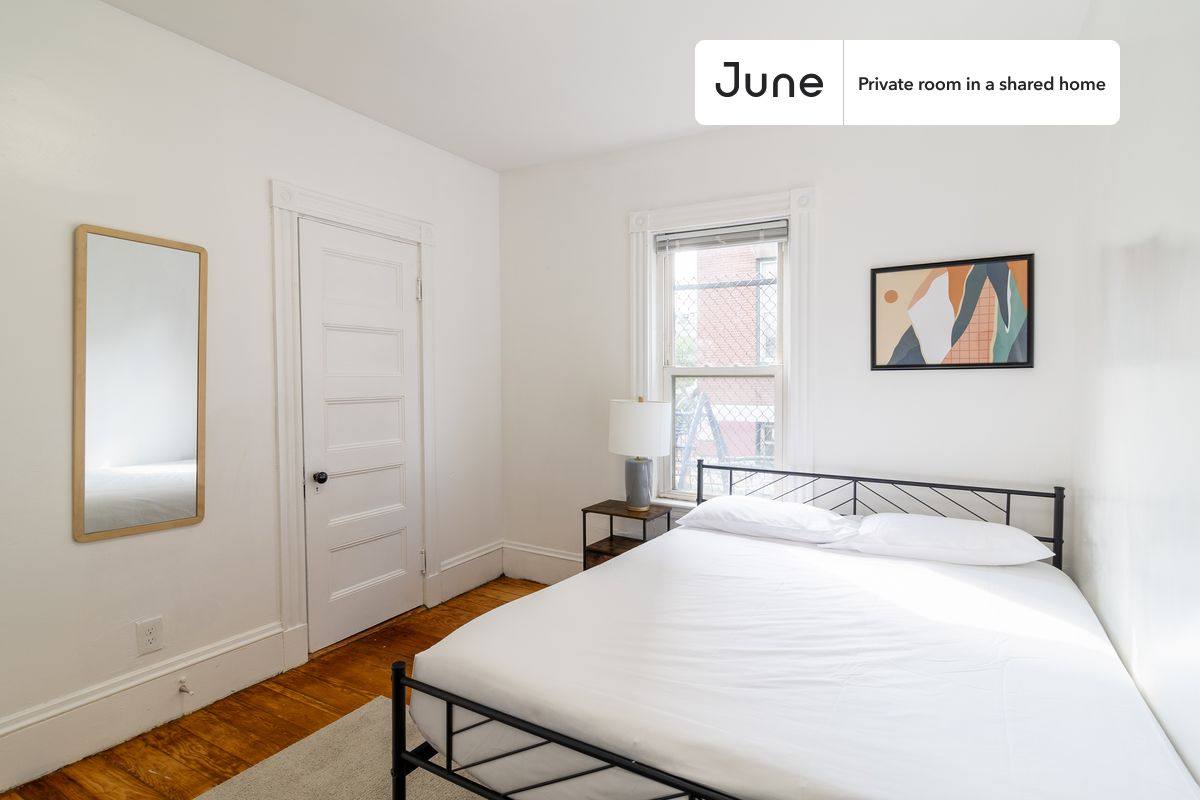 Apartment for rent at 19 Harvest St #A, Dorchester, MA 02125
