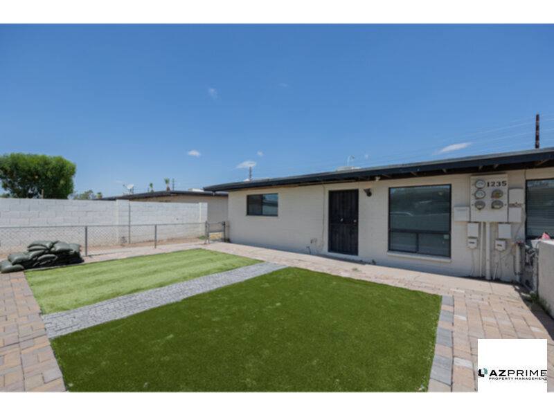 Townhouse for rent at 1235 W Southern Ave #B, Tempe, AZ 85282
