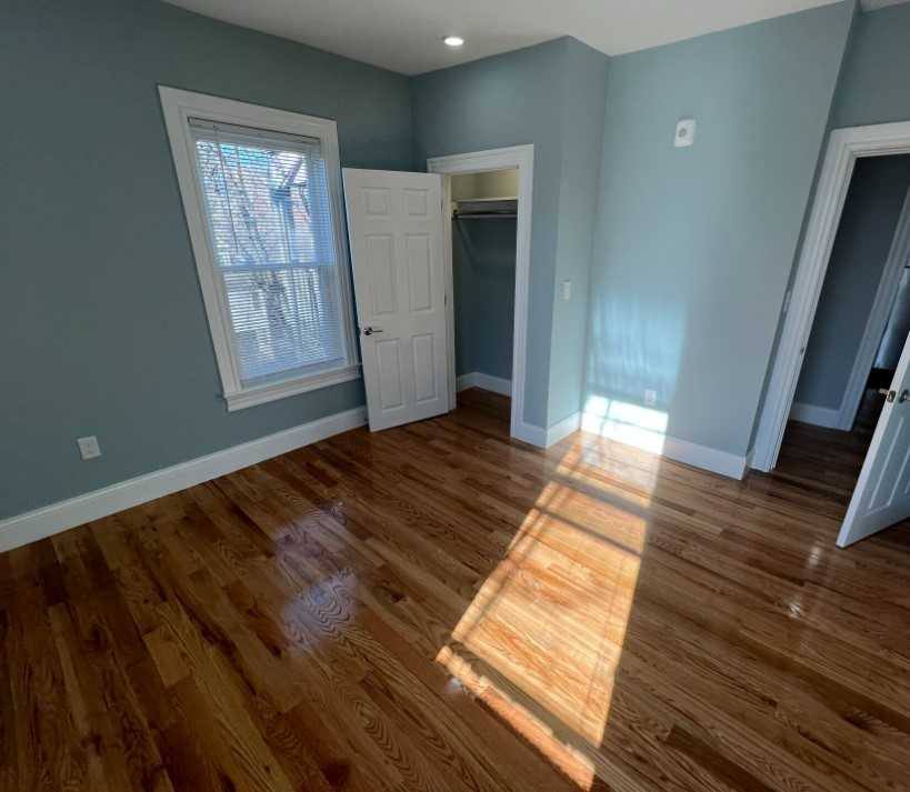 Apartment for rent at 376 Oxford St, Somerville, MA 02143
