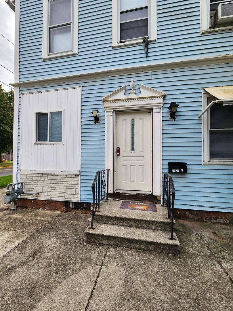 Apartment for rent at 1002-1004 Pearl St, Sandusky, OH 44870