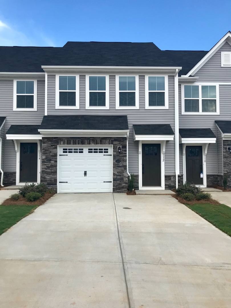 Townhouse for rent at 112 Roseridge Dr, Simpsonville, SC 29681