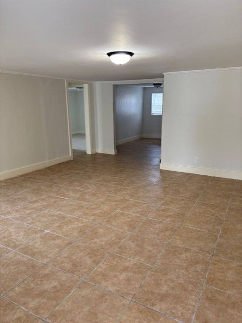 Apartment for rent at 1414 Marguerite Ave, Anniston, AL 36207