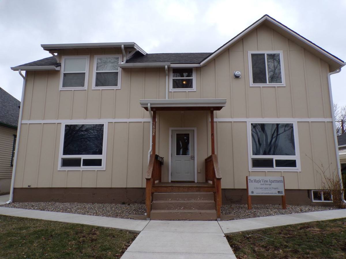 Apartment for rent at 1808 3rd St, La Grande, OR 97850