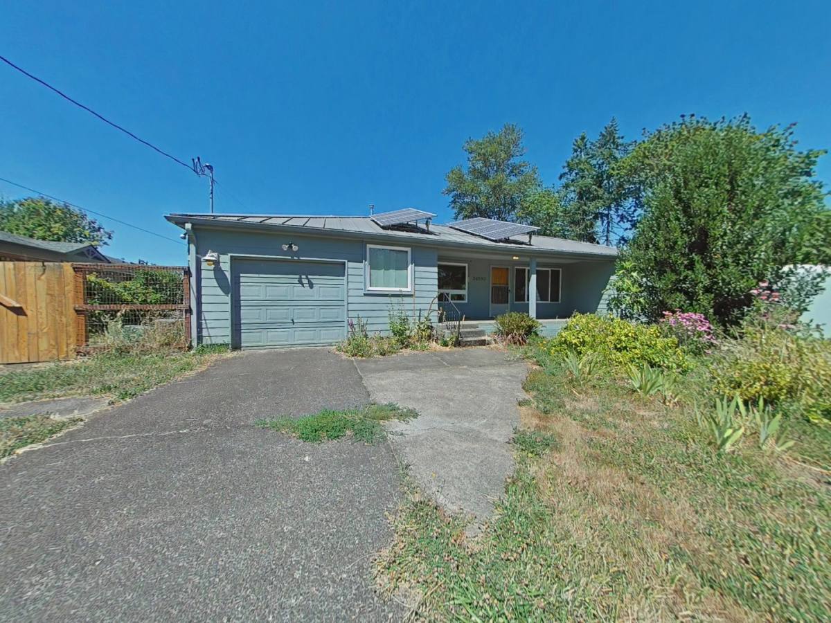 House for rent at 34590 SW Riverside Dr, Albany, OR 97321