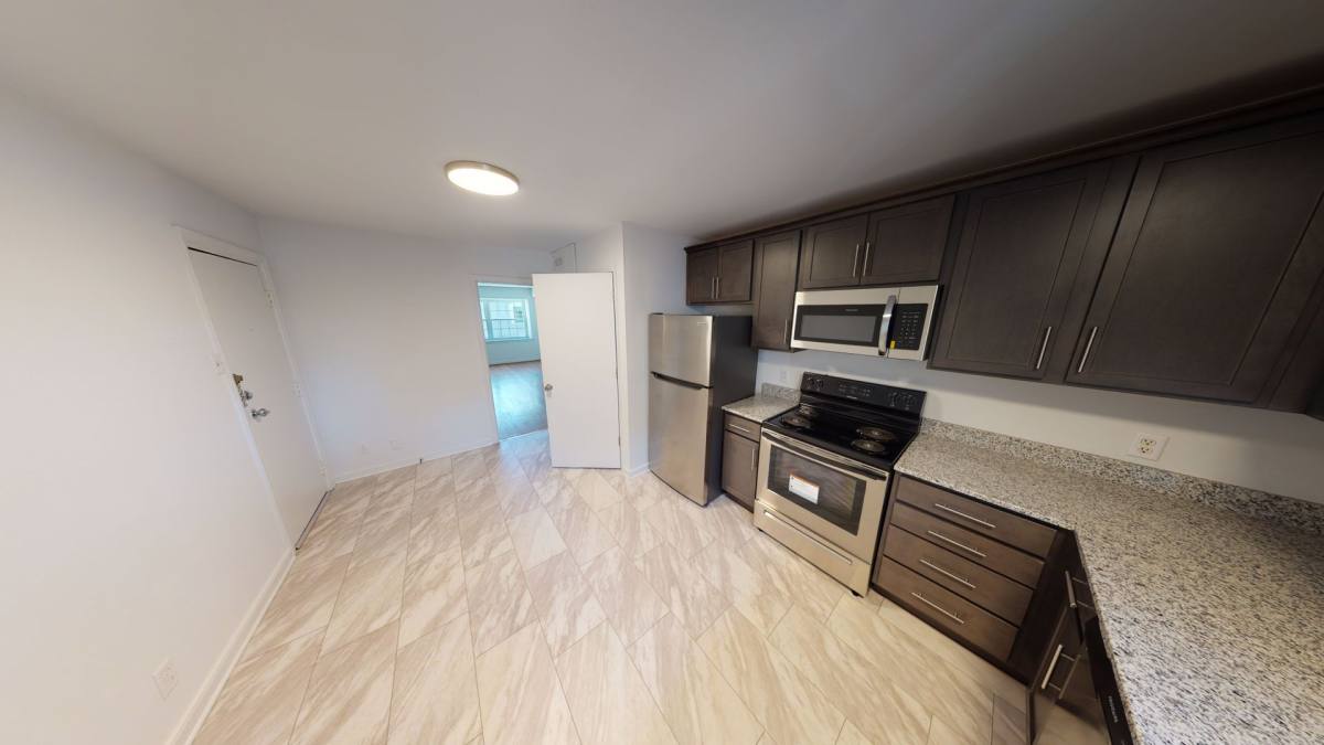 Apartment for rent at 4205 Forest Hill Ave, Richmond, VA 23225