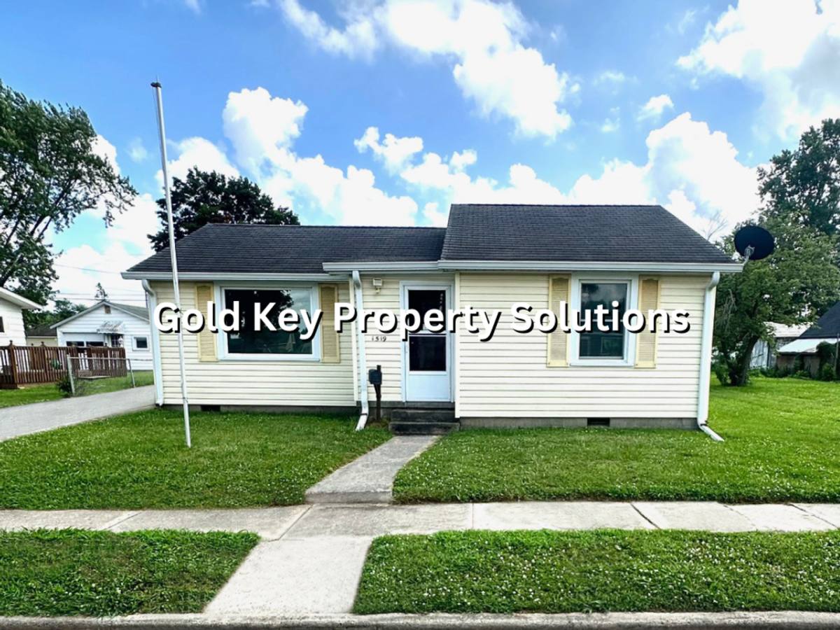 House for rent at 1519 S M St, Elwood, IN 46036