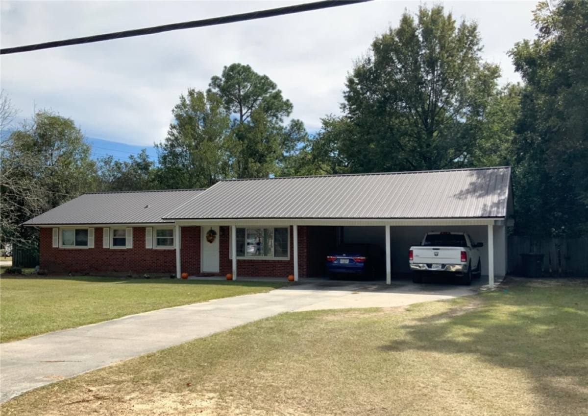 House for rent at 121 Herty Dr, Statesboro, GA 30458