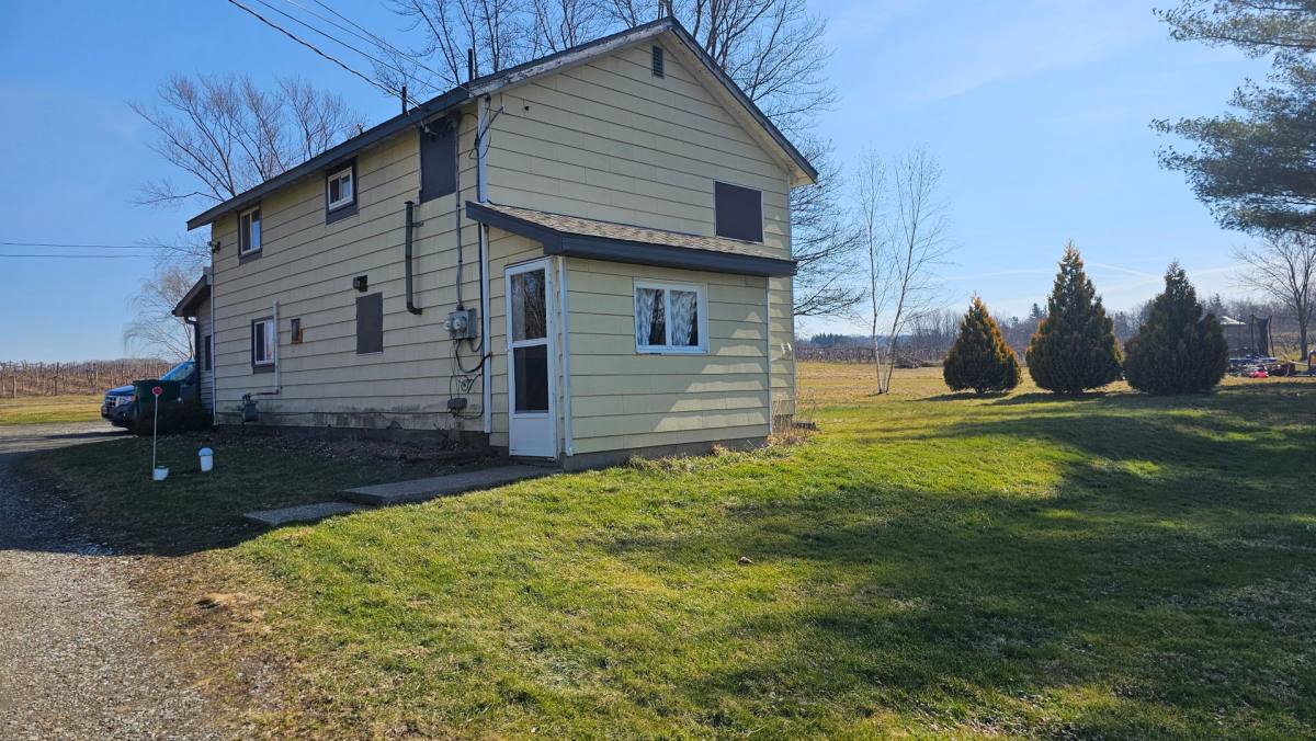 Apartment for rent at 4105 Route, North East, PA 16428