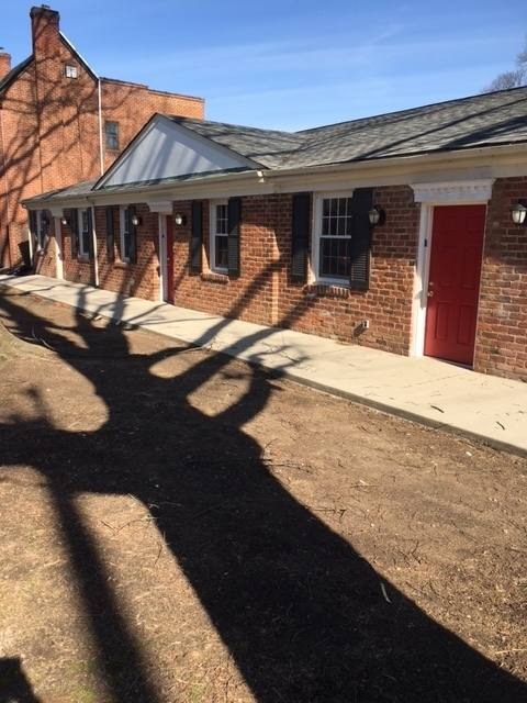 Apartment for rent at 3500 Grove Ave, Richmond, VA 23221