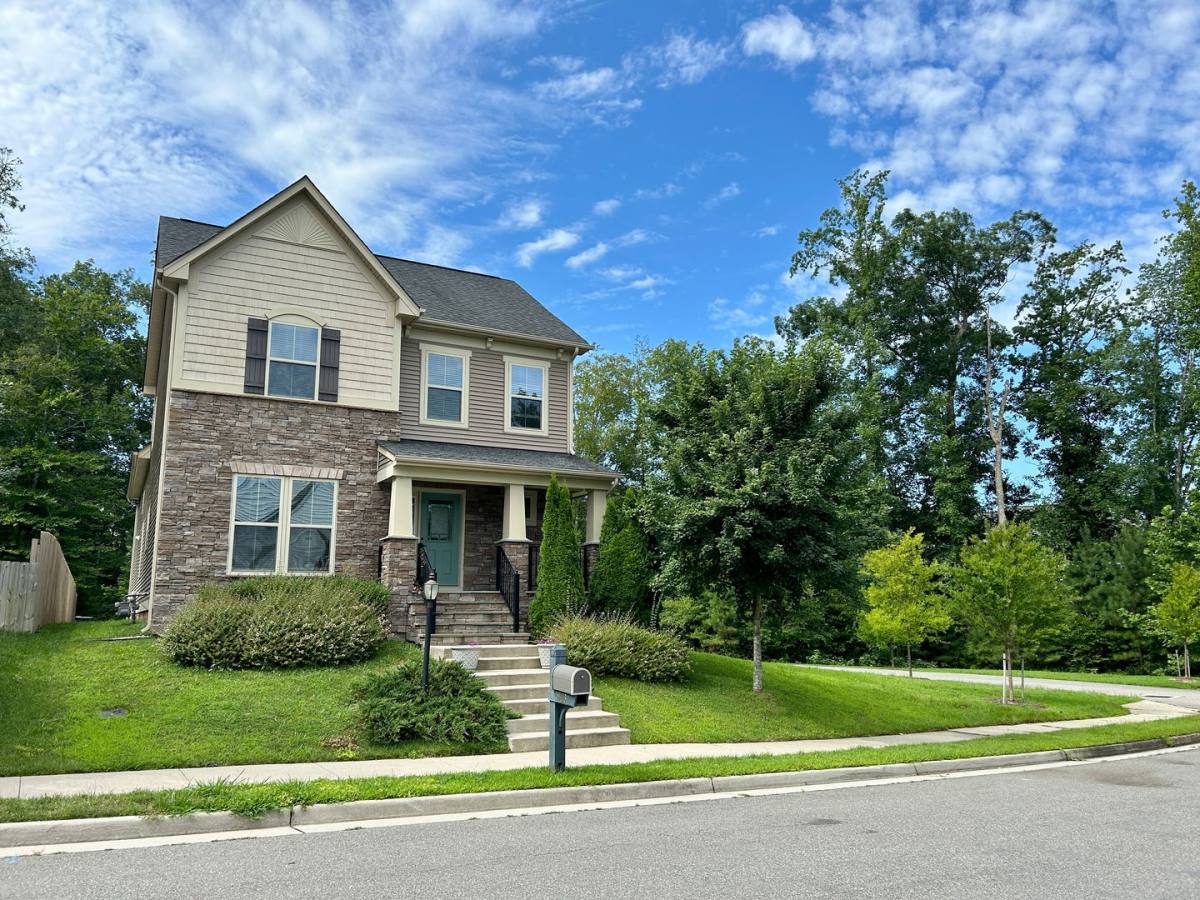 House for rent at 5718 Swift Fox Dr, Moseley, VA 23120