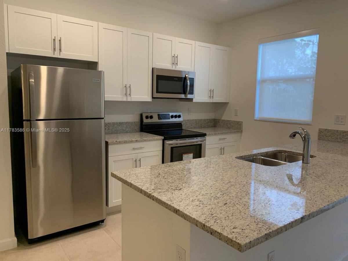 Townhouse for rent at 1631 SW 28th St, Fort Lauderdale, FL 33315