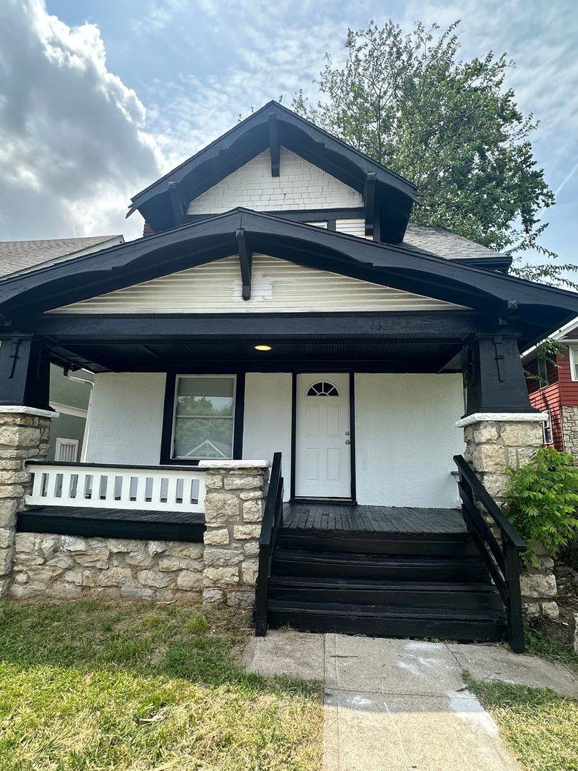 House for rent at 4604 Wabash Ave, Kansas City, MO 64130