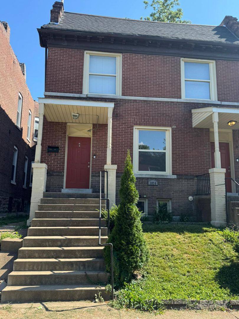 Apartment for rent at 3926 Botanical, Saint Louis, MO 63110