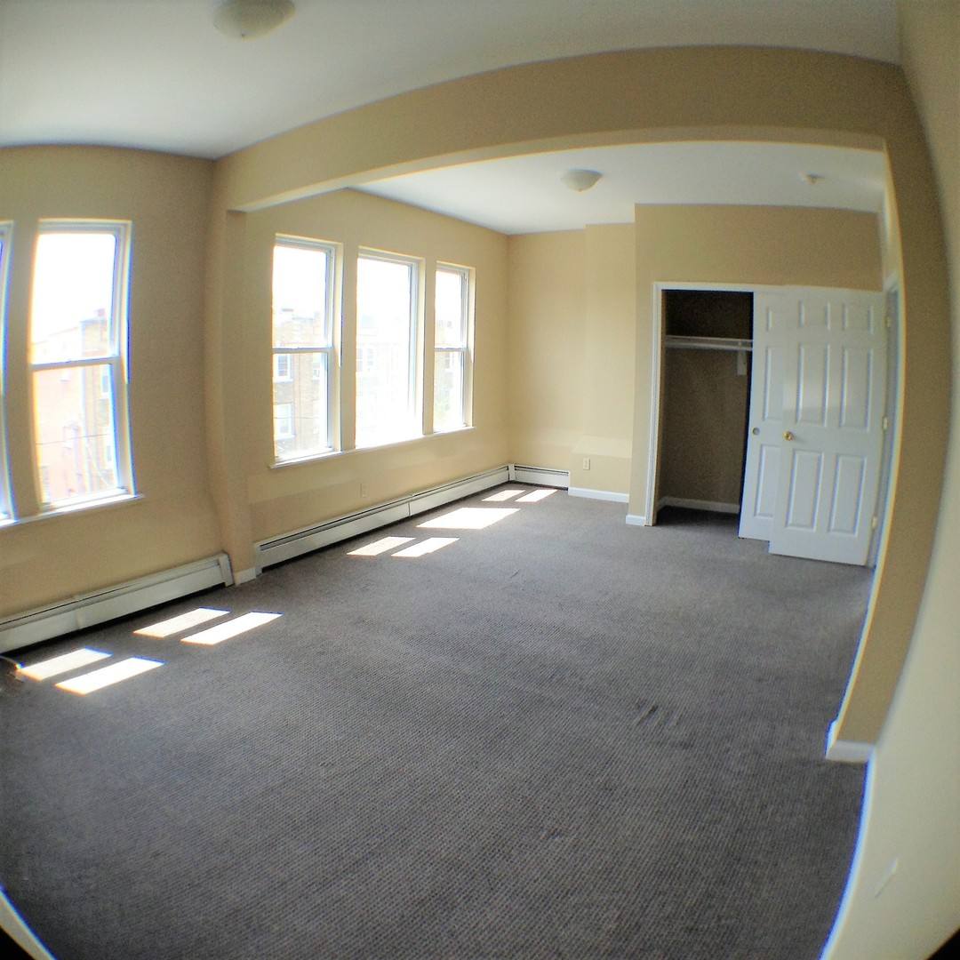 Apartment for rent at 128-130 Nelson St, Hartford, CT 06120