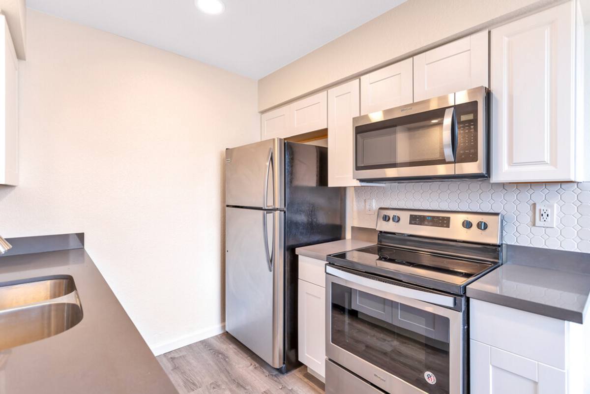 Townhouse for rent at 4318 N 13th Place, Phoenix, AZ 85014
