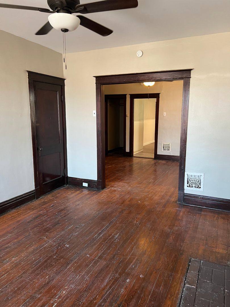 Apartment for rent at 3146-48 Pennsylvania Ave, Saint Louis, MO 63118