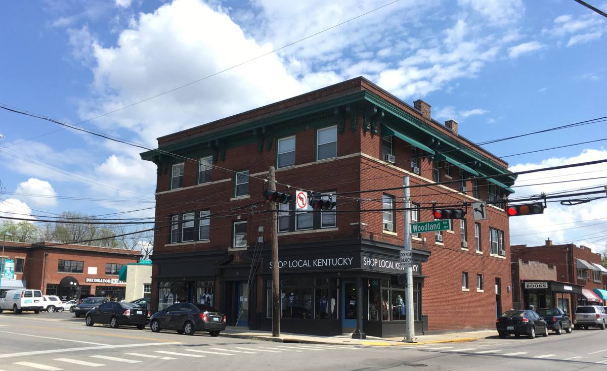 Apartment for rent at 210 Woodland Ave, Lexington, KY 40502