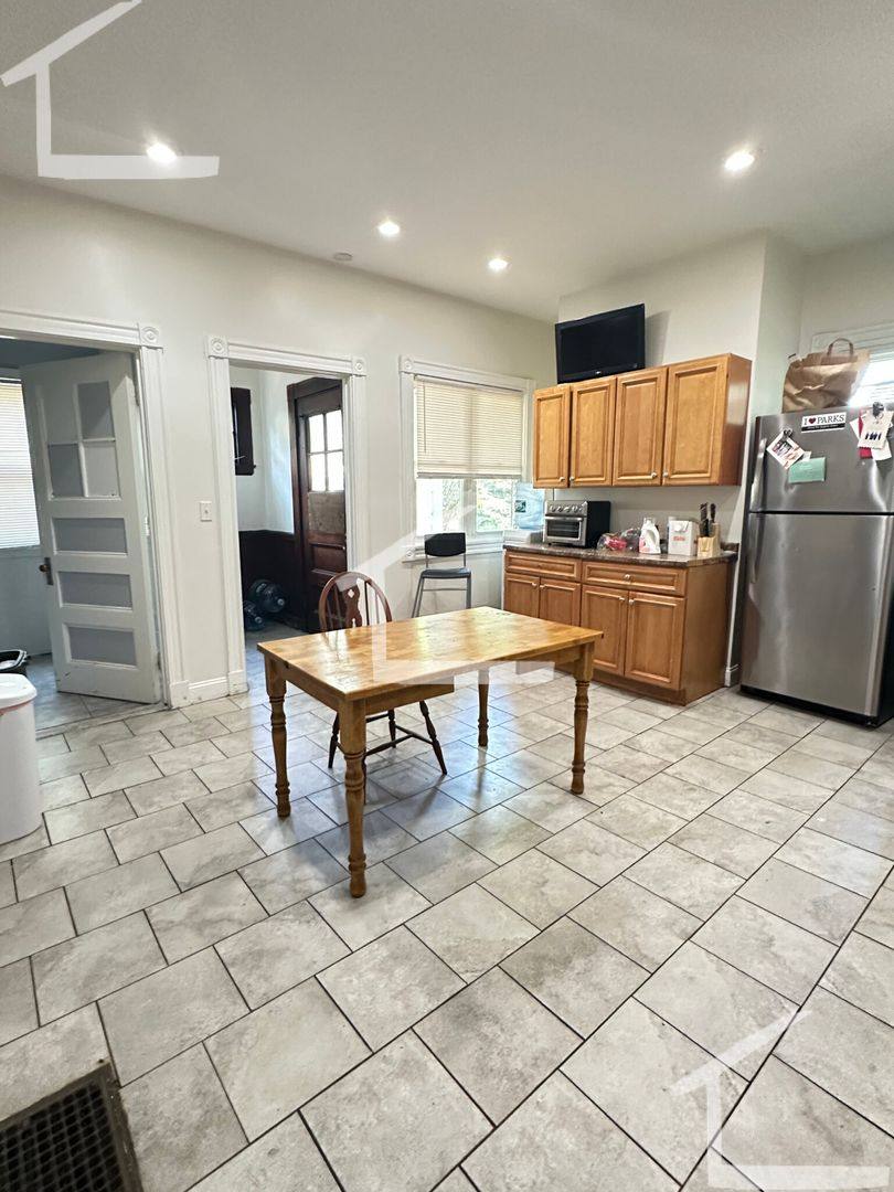 House for rent at 27 Orkney Rd #1A, Brighton, MA 02135