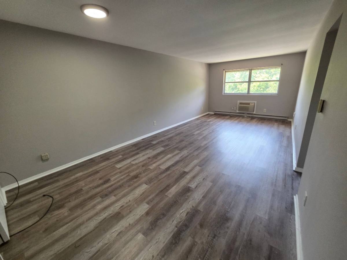 Apartment for rent at 2425-2505-2513 Wesleyan Ave, Rockford, IL 61108