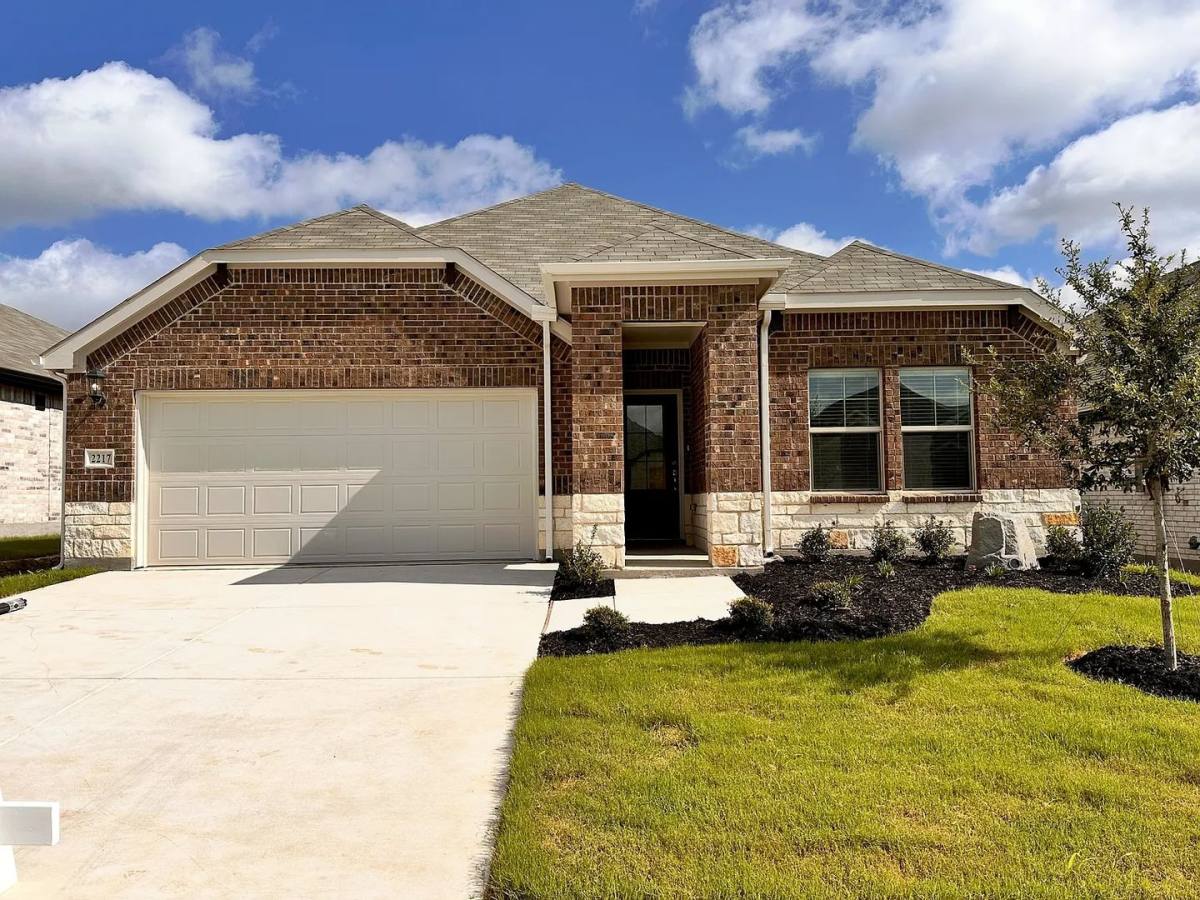 House for rent at 2217 Dunbar Dr, Sherman, TX 75092