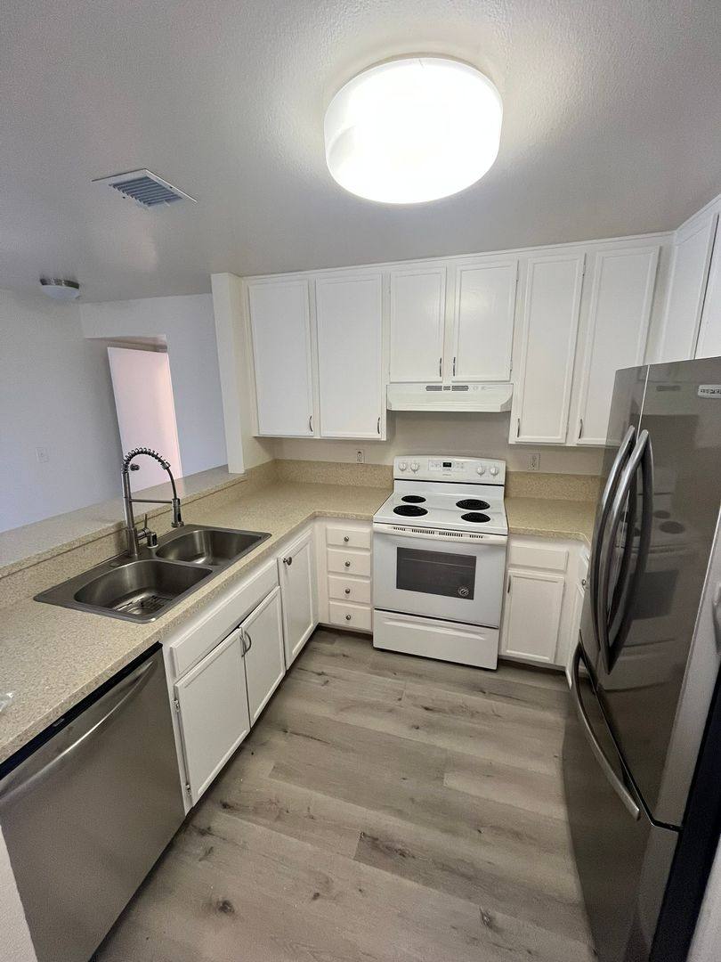 House for rent at 3980 Faircross Place, San Diego, CA 92115