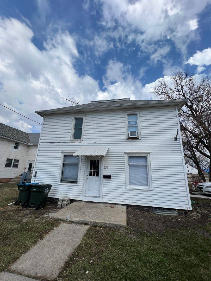 Apartment for rent at 2002 4th Ave S, Fort Dodge, IA 50501