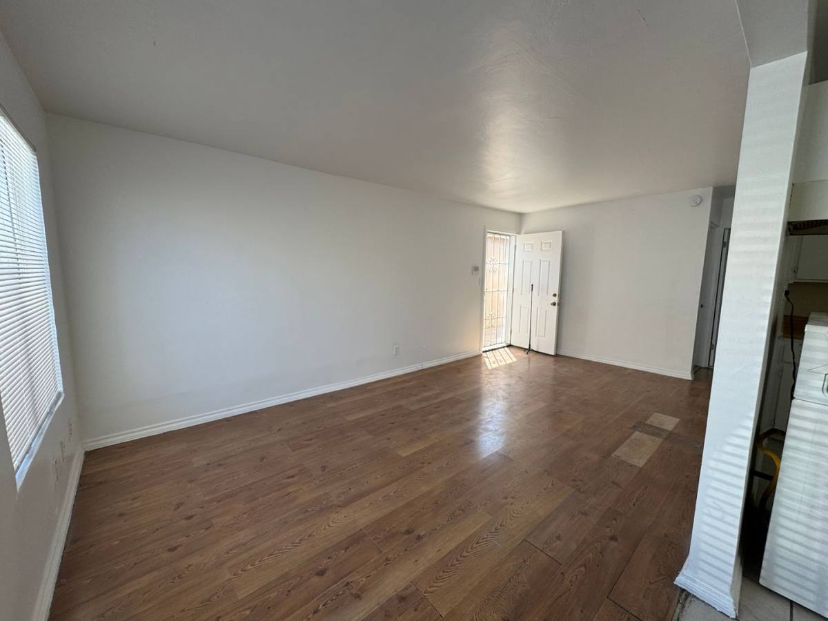 Apartment for rent at 4042-4044 Eta St, San Diego, CA 92113